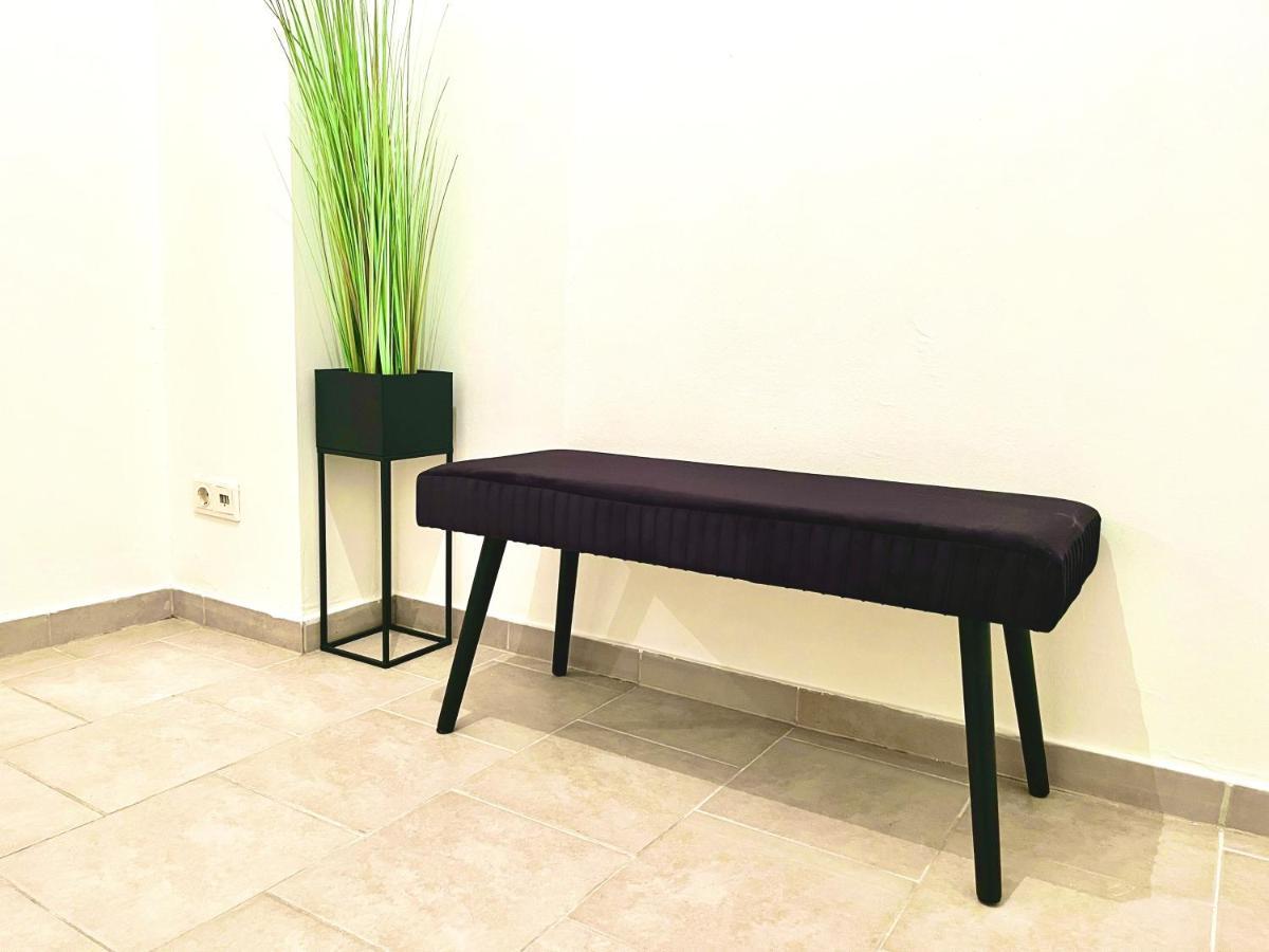 Comfy & Warm City Apartment - Self Check-In Graz Exteriör bild