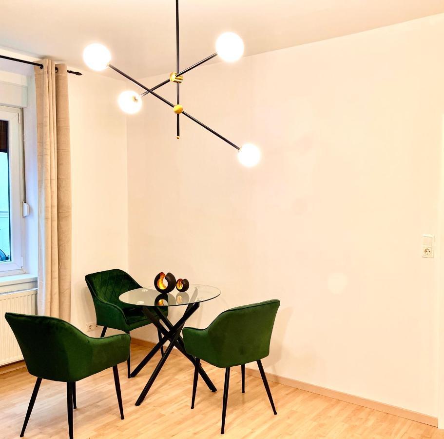 Comfy & Warm City Apartment - Self Check-In Graz Exteriör bild